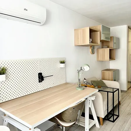 Apartment Green Studio